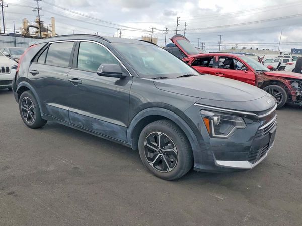 2024 KIA NIRO EX