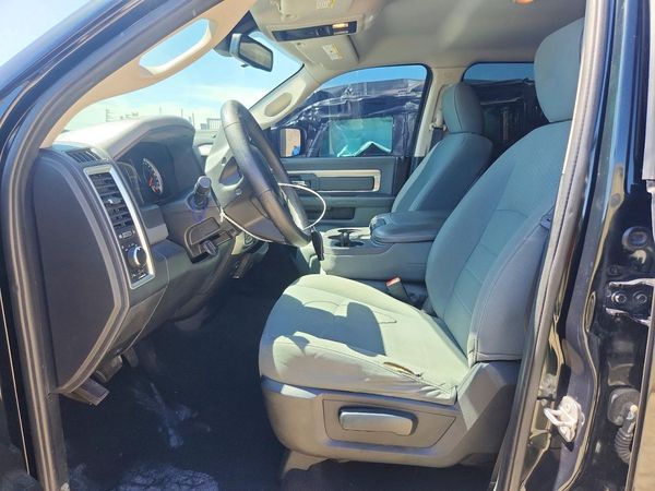 2016 RAM 1500 SLT