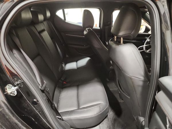 2025 MAZDA 3 Select Sport Package