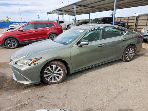 2019 LEXUS ES