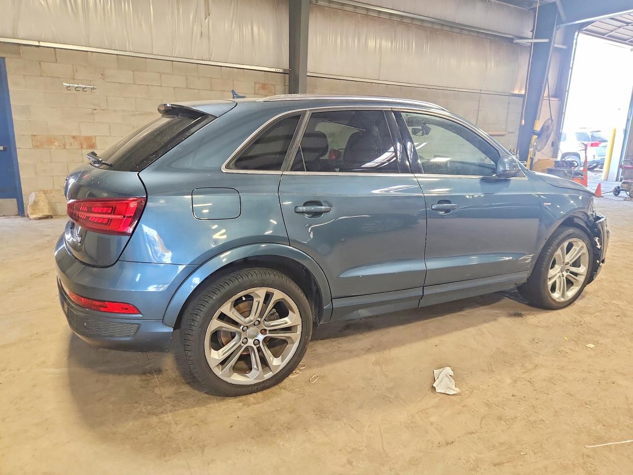 2018 AUDI Q3
