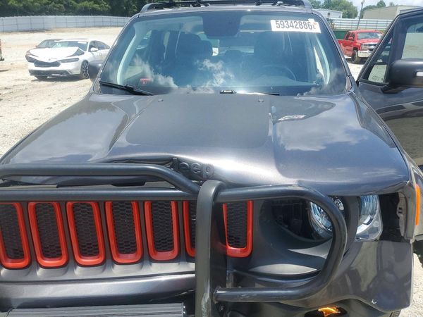2018 JEEP RENEGADE TRAILHAWK 4X4