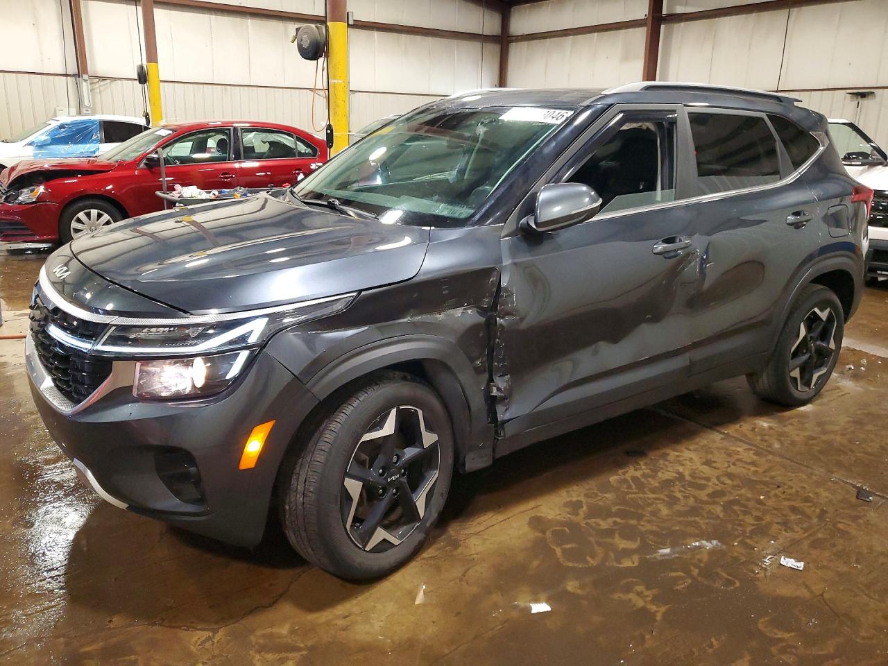 2024 KIA SELTOS EX