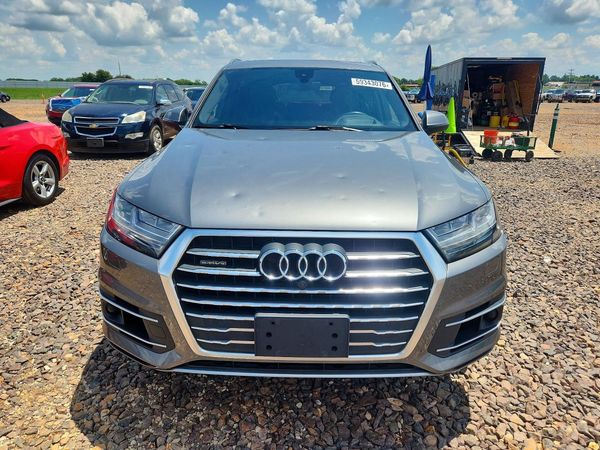 2017 AUDI Q7 quattro Prestige