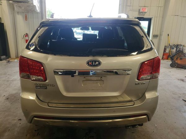 2013 KIA SORENTO SX
