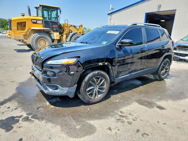 2018 JEEP CHEROKEE LATITUDE PLUS 4X4