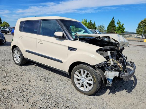 2013 KIA SOUL All Trims — Passenger 3/4