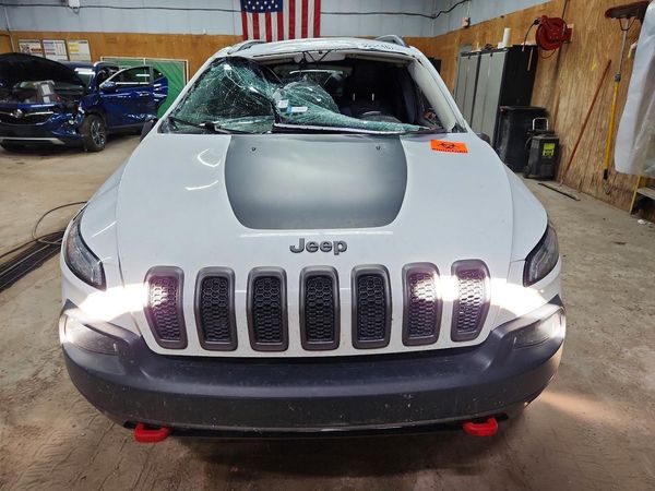 2018 JEEP CHEROKEE TRAILHAWK 4X4