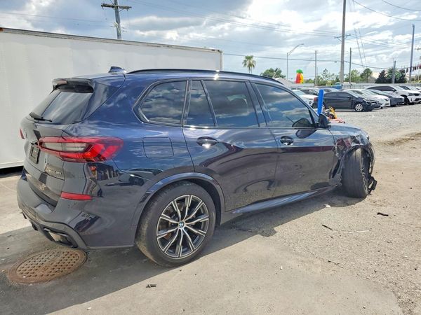 2023 BMW X5 sDrive40i