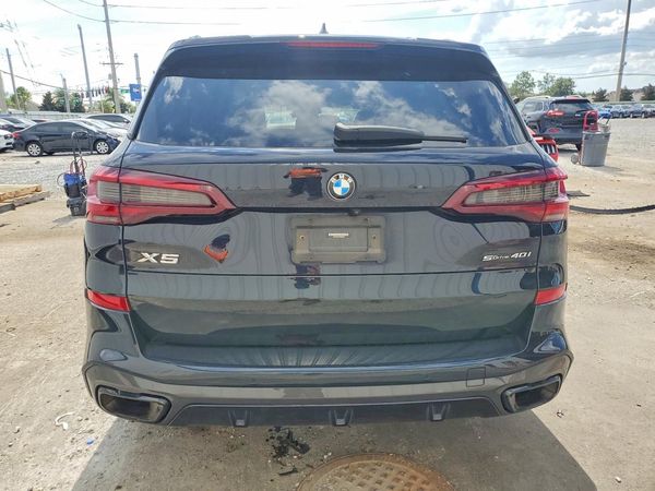 2023 BMW X5 sDrive40i