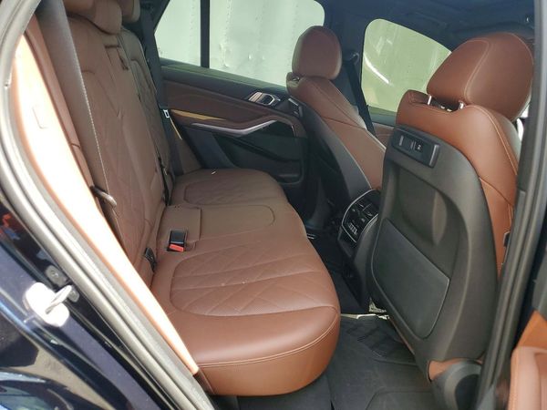 2023 BMW X5 sDrive40i
