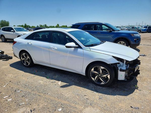 2021 HYUNDAI ELANTRA SEL w/ Premium Pkg