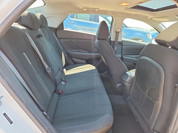 2021 HYUNDAI ELANTRA SEL w/ Premium Pkg