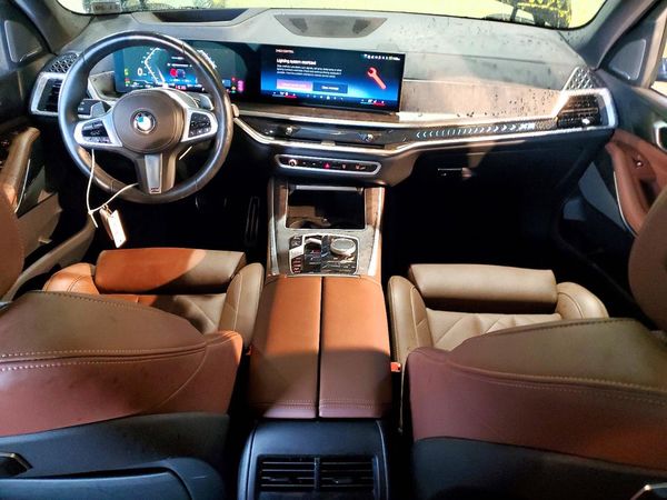 2025 BMW X5 xDrive40i