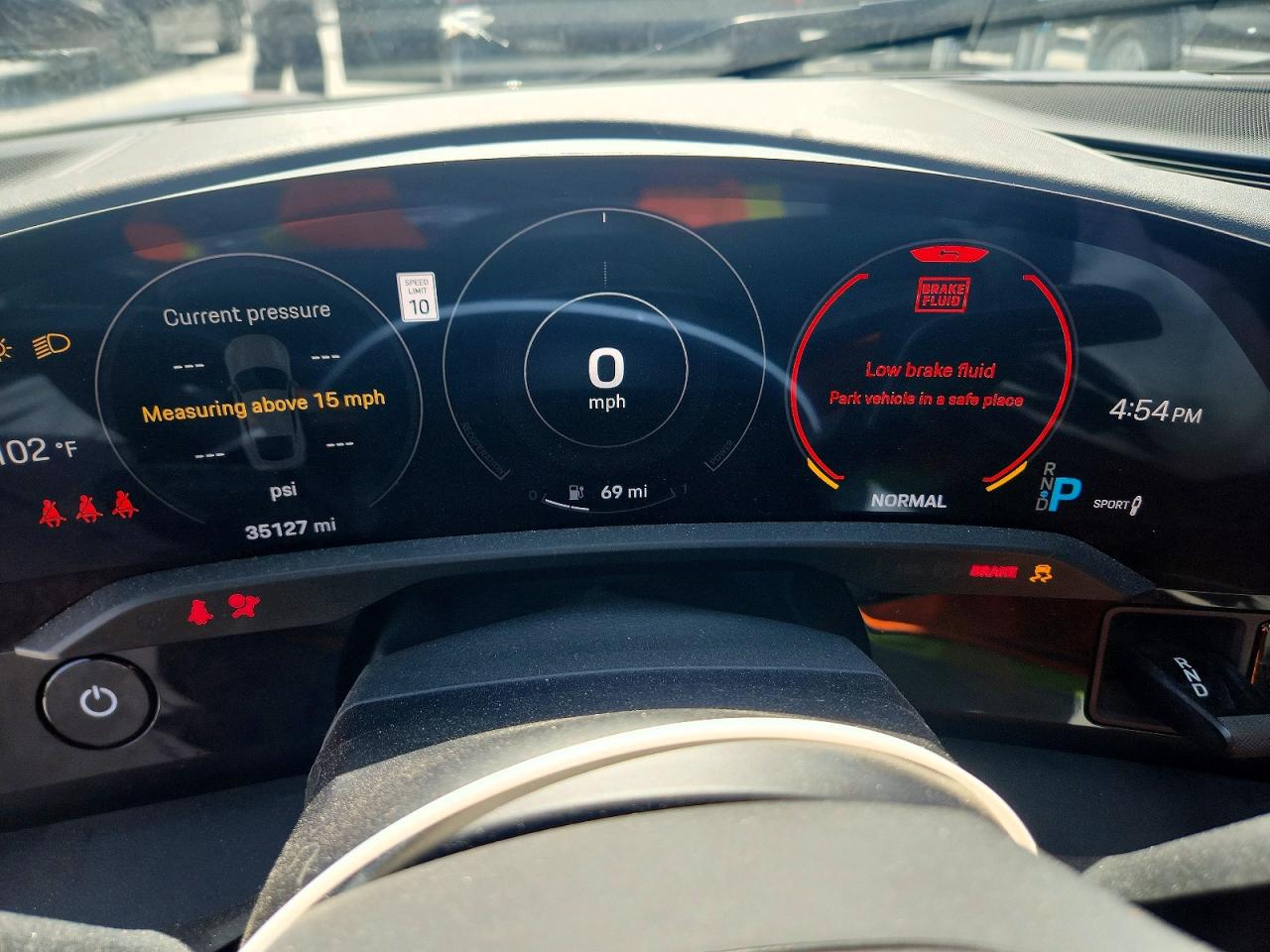 2022 PORSCHE TAYCAN