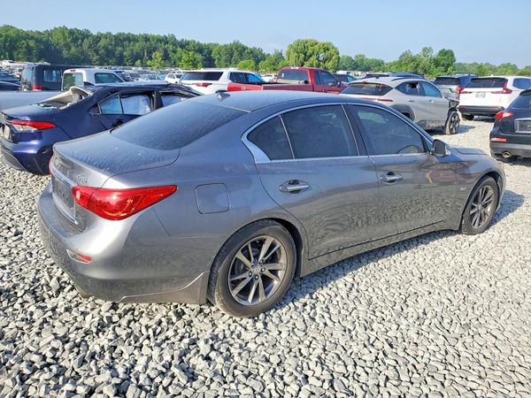 2017 INFINITI Q50