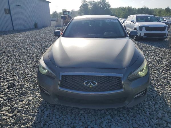 2017 INFINITI Q50