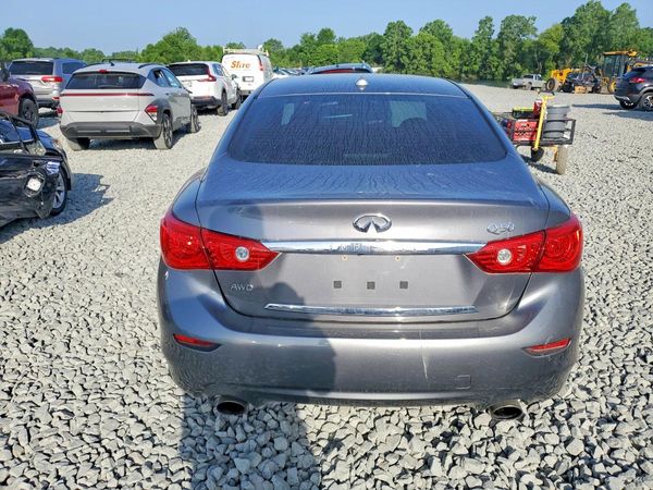 2017 INFINITI Q50