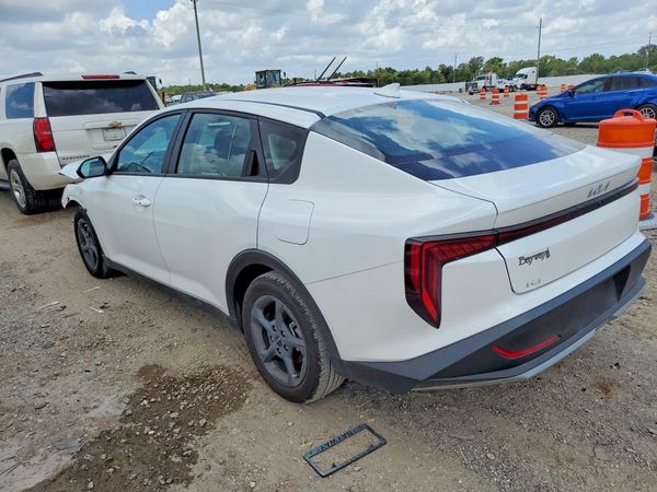 2026 KIA K4 LX, LXS