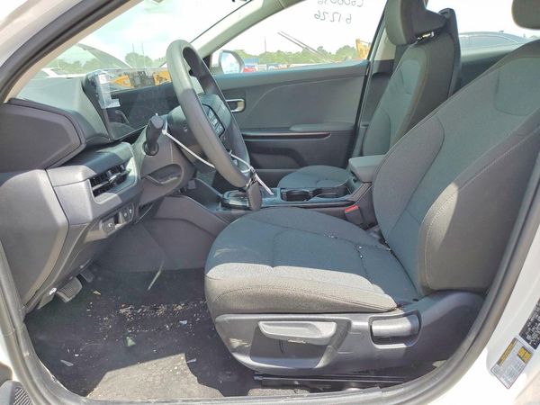 2026 KIA K4 LX, LXS