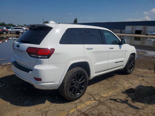 2018 JEEP GRAND CHEROKEE LAREDO 4X4