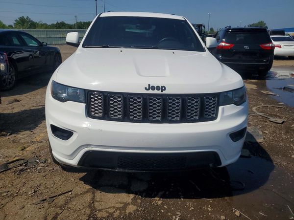 2018 JEEP GRAND CHEROKEE LAREDO 4X4