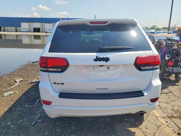 2018 JEEP GRAND CHEROKEE LAREDO 4X4