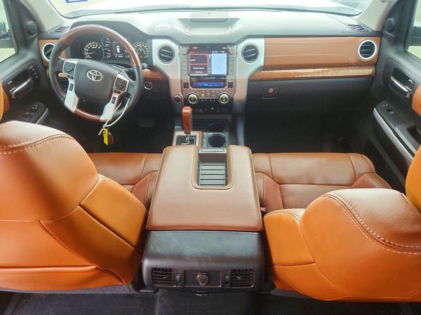 2020 TOYOTA TUNDRA Platinum Grade