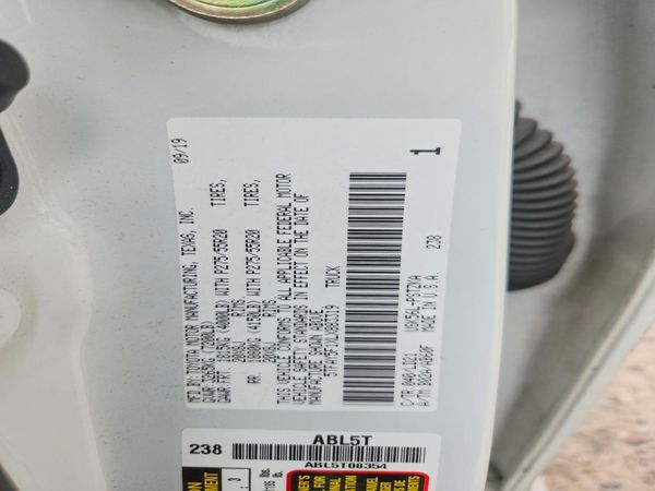 2020 TOYOTA TUNDRA Platinum Grade