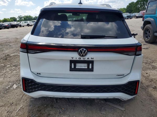 2025 VOLKSWAGEN TIGUAN 4 Motion SE R-Line Black — DIRR