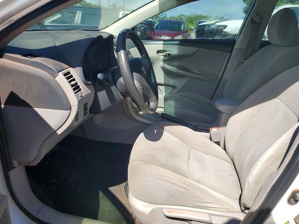 2012 TOYOTA COROLLA