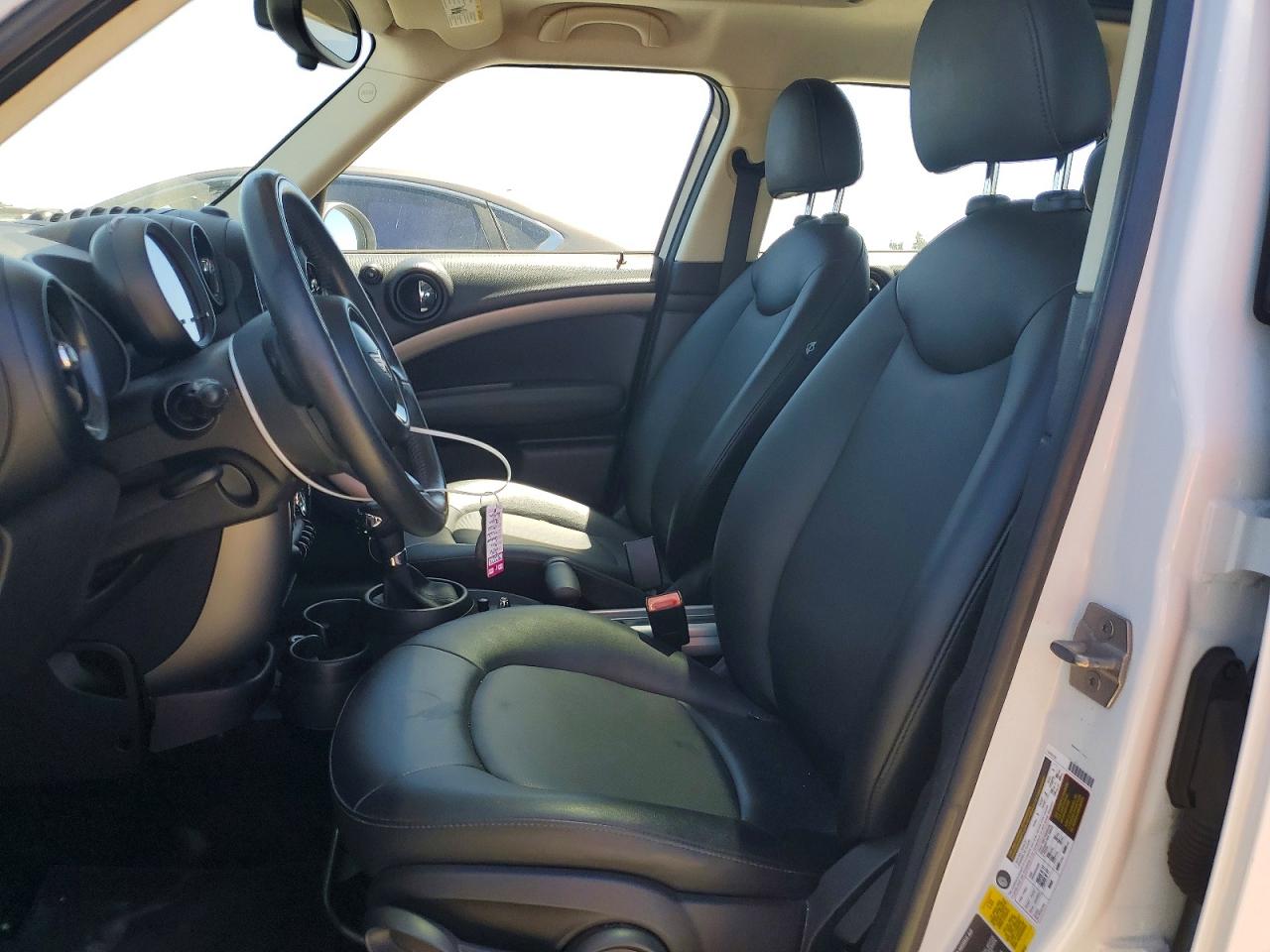 2016 MINI COOPER
