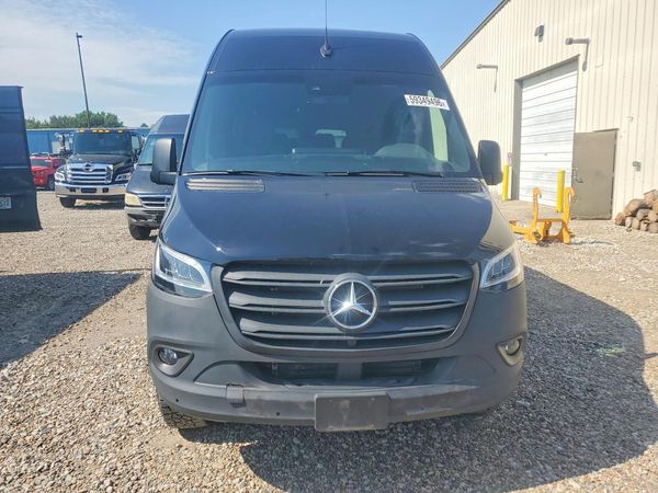 2024 MERCEDES-BENZ SPRINTER
