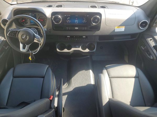 2024 MERCEDES-BENZ SPRINTER