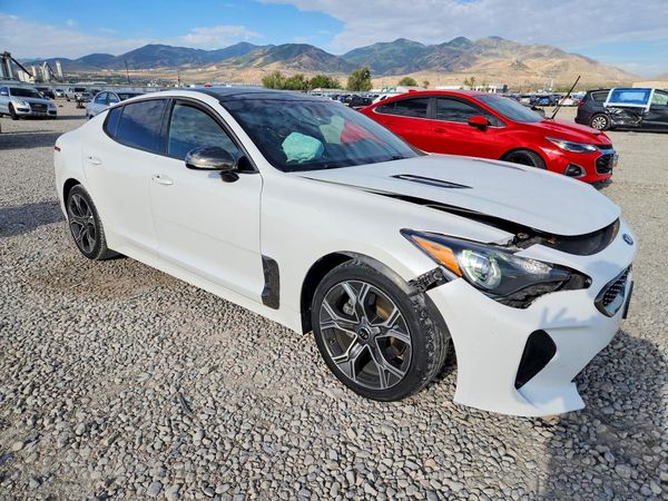 2021 KIA STINGER Base