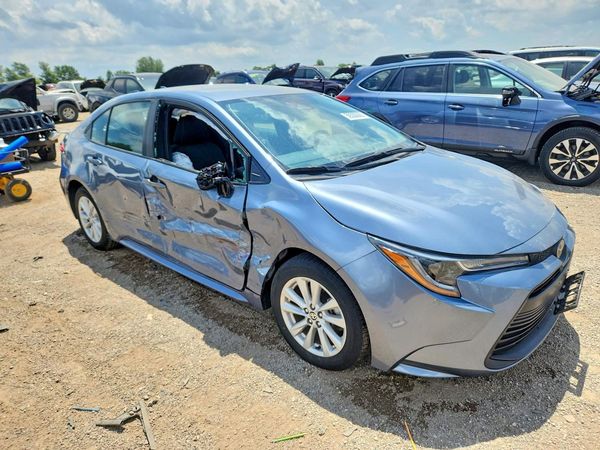 2024 TOYOTA COROLLA