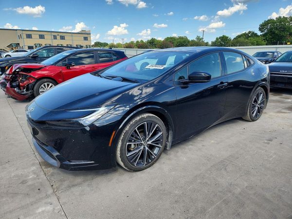 2025 TOYOTA PRIUS