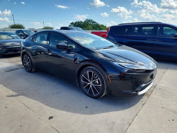 2025 TOYOTA PRIUS