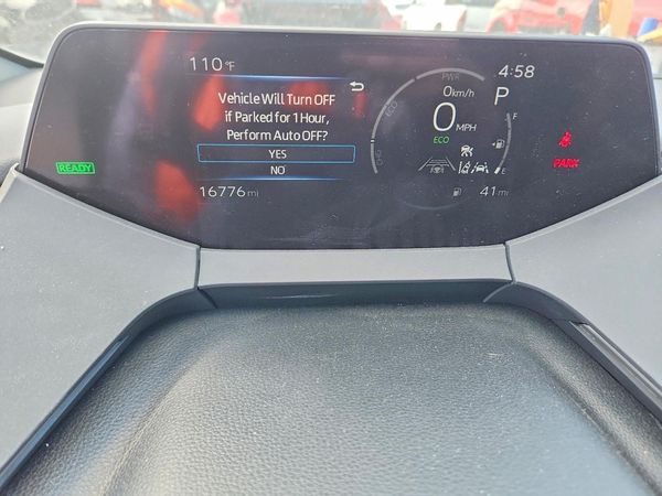 2025 TOYOTA PRIUS