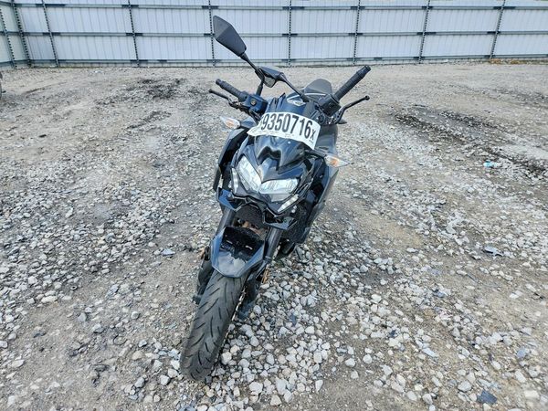 2022 KAWASAKI ZR900