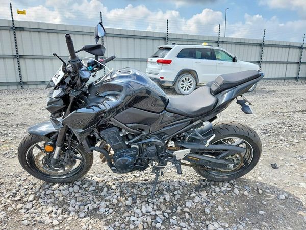 2022 KAWASAKI ZR900
