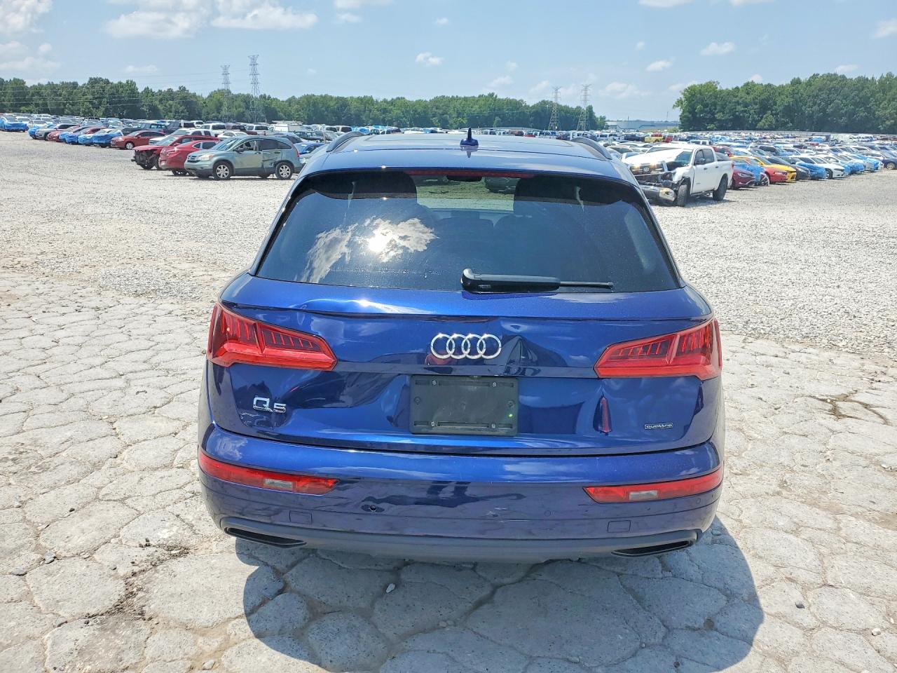 2020 AUDI Q5 quattro Premium