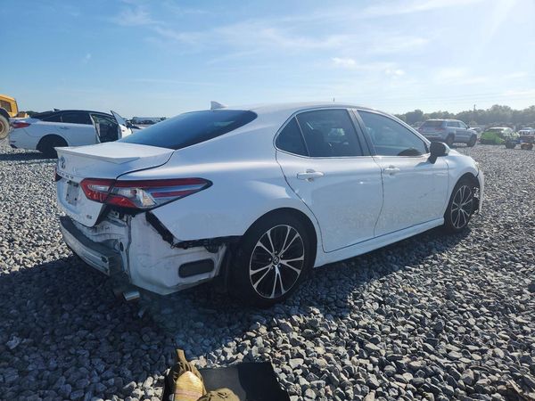 2019 TOYOTA CAMRY