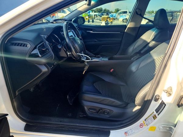 2019 TOYOTA CAMRY