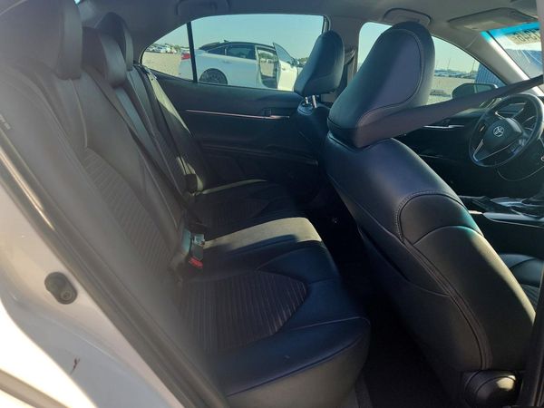 2019 TOYOTA CAMRY
