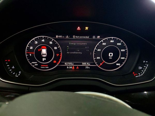 2018 AUDI Q5 quattro Premium Plus