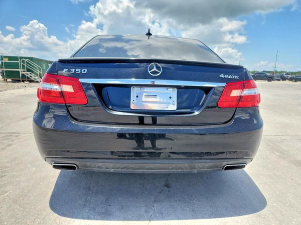 2013 MERCEDES-BENZ E