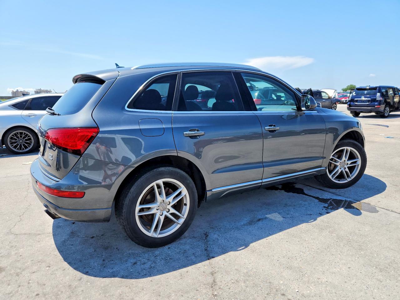 2017 AUDI Q5 quattro Premium Plus