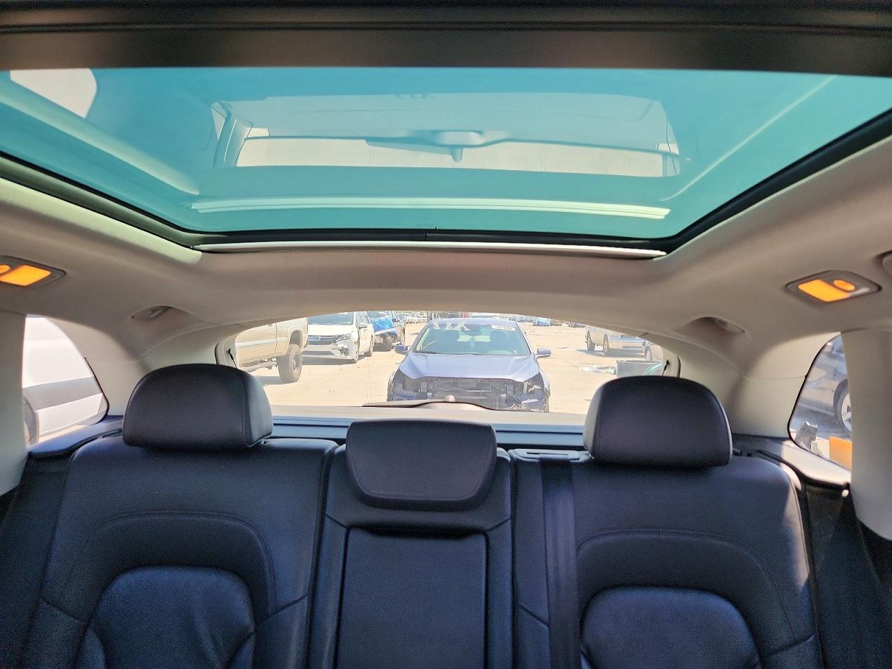 2017 AUDI Q5 quattro Premium Plus