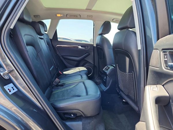 2017 AUDI Q5 quattro Premium Plus